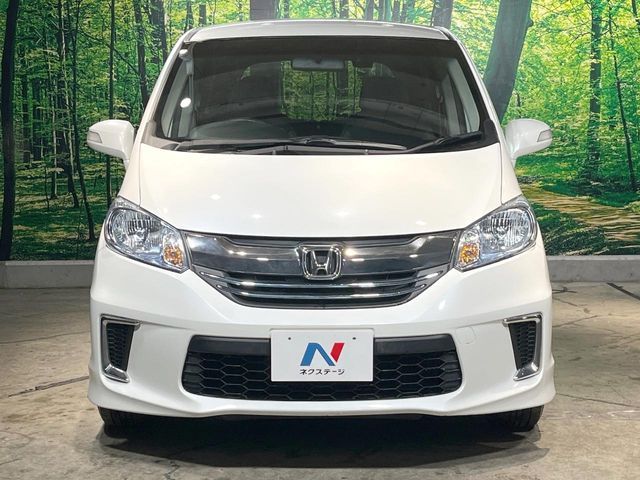 HONDA FREED HYBRID 2016