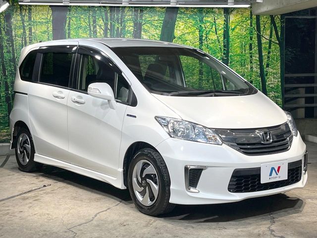 HONDA FREED HYBRID 2016