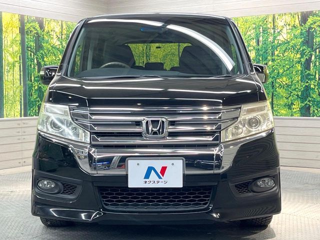 HONDA STEPWAGON SPADA 2013