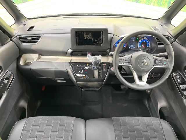 MITSUBISHI DELICA MINI 2025