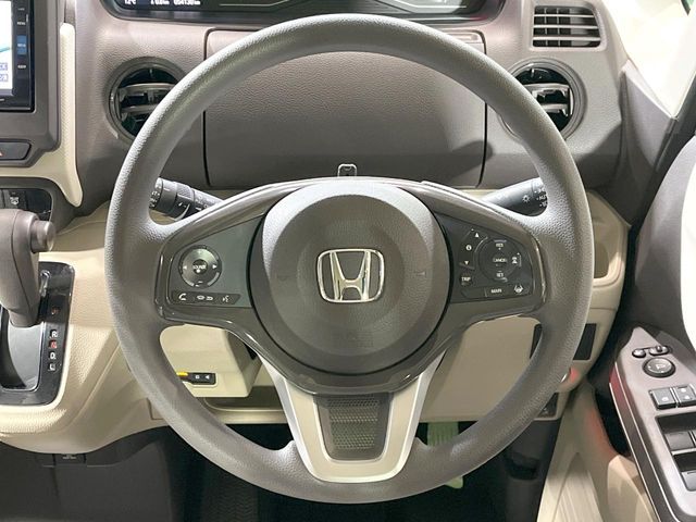HONDA N BOX 2017