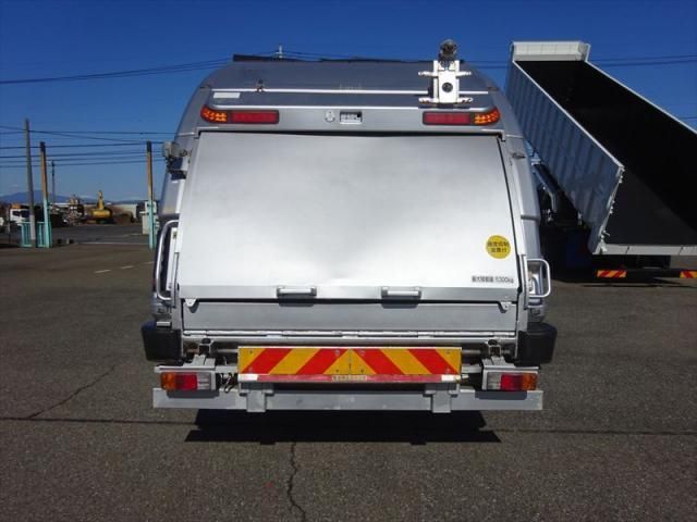 NISSAN DIESEL CONDOR 2014