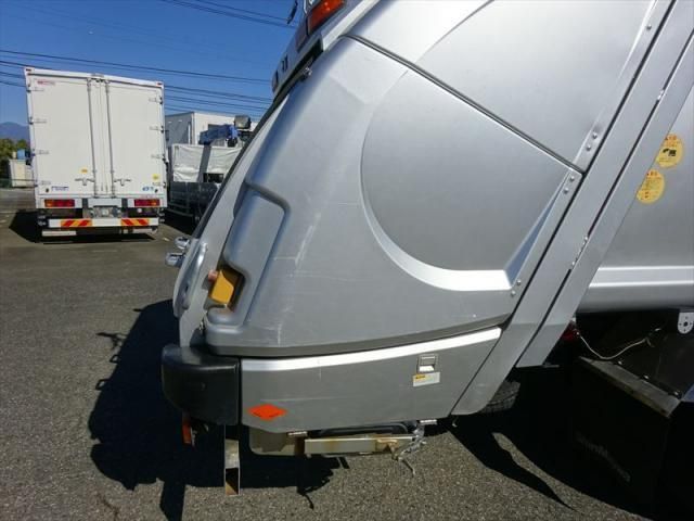 NISSAN DIESEL CONDOR 2014