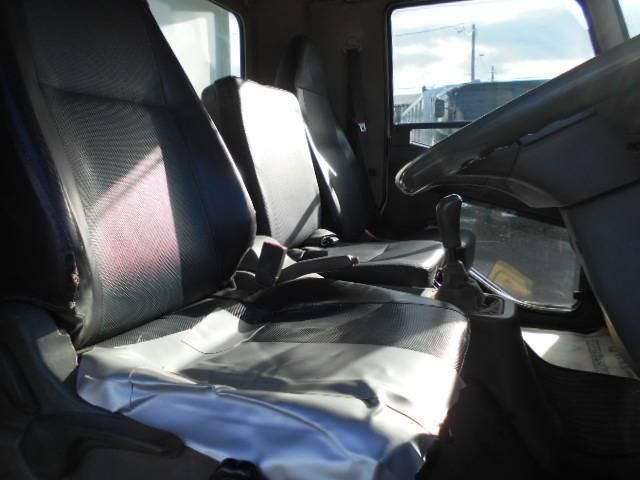 MITSUBISHI FUSOU FIGHTER 2010