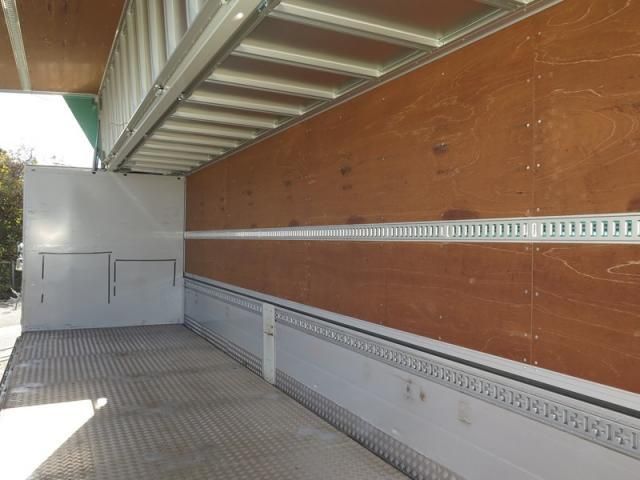 NISSAN DIESEL Quon 2019