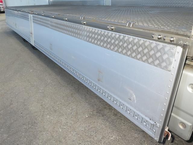 NISSAN DIESEL Quon 2019