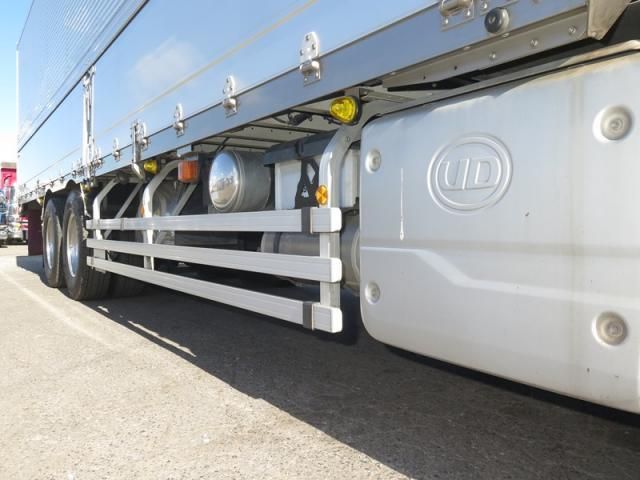 NISSAN DIESEL Quon 2019