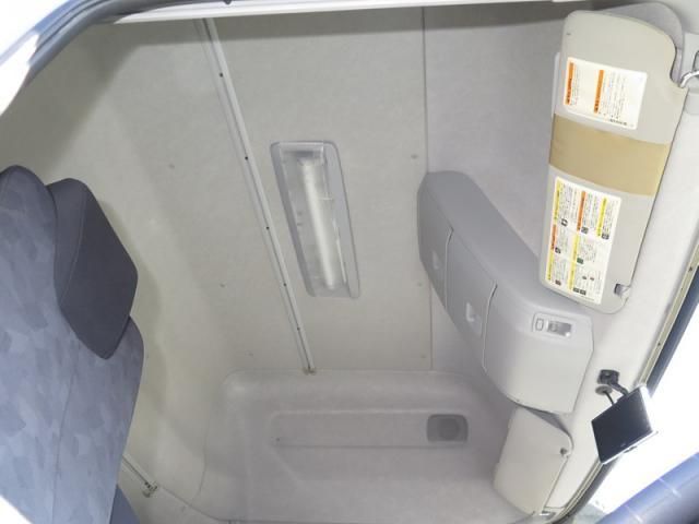 NISSAN DIESEL Quon 2019