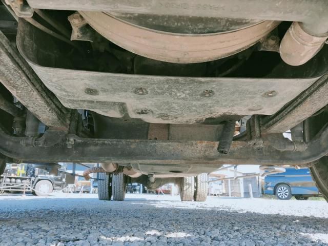 MITSUBISHI FUSOU FIGHTER 2003