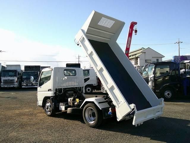 MITSUBISHI CANTER 2004