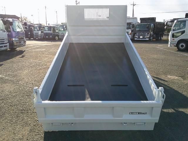 MITSUBISHI CANTER 2004