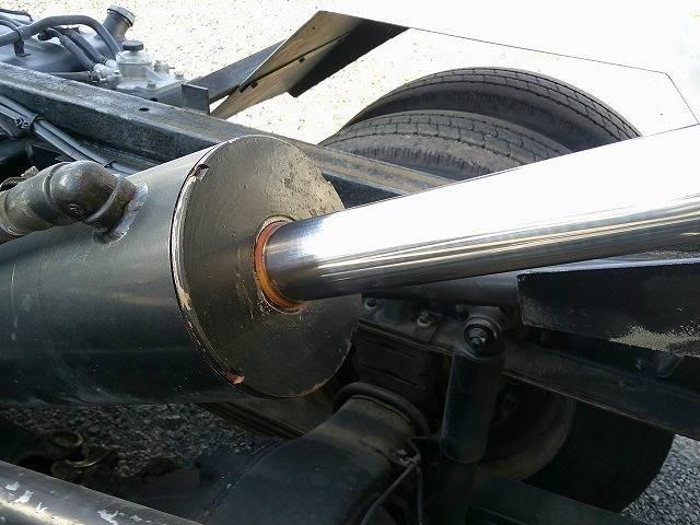 MITSUBISHI CANTER 2004