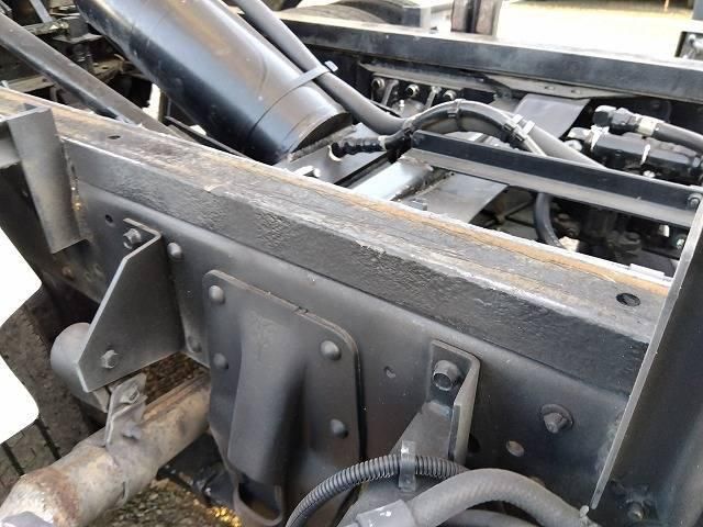 MITSUBISHI CANTER 2004