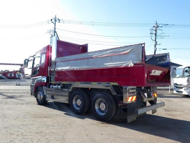 MITSUBISHI FUSOU SUPER GREAT 2021