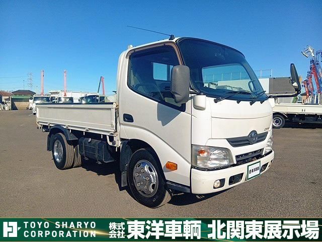 TOYOTA DYNA 2012