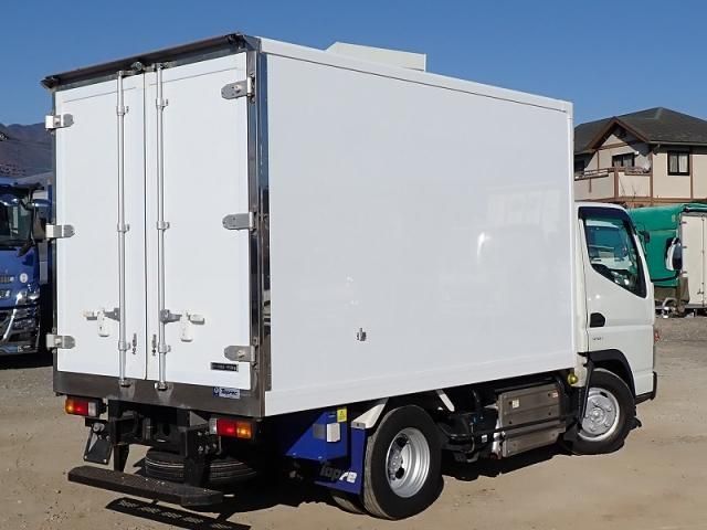 MITSUBISHI CANTER 2020