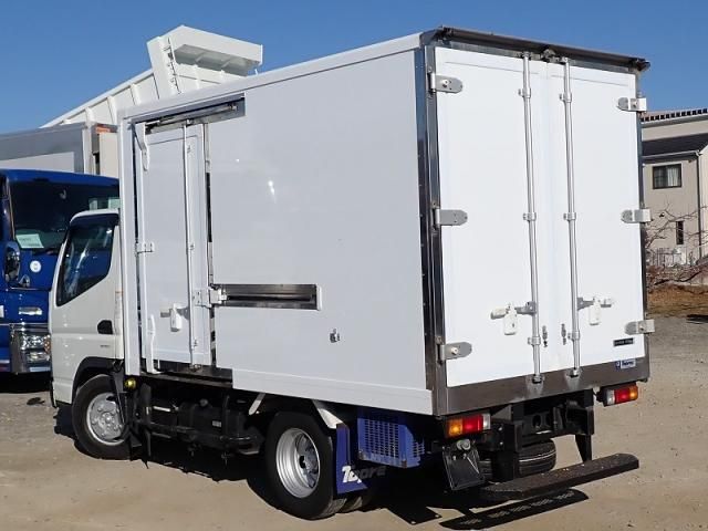 MITSUBISHI CANTER 2020