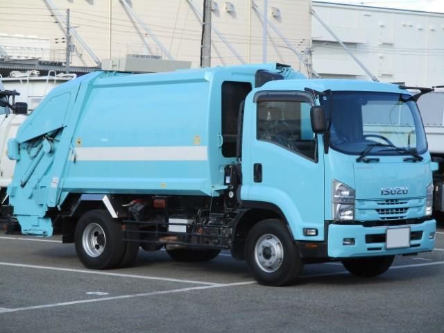 ISUZU FORWARD 2017