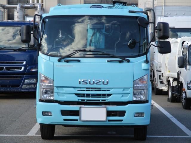 ISUZU FORWARD 2017