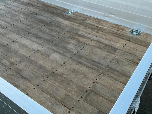 MITSUBISHI CANTER 2018