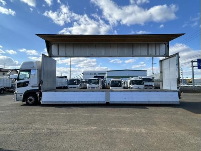 NISSAN DIESEL Quon 2019