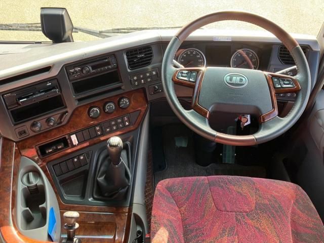 NISSAN DIESEL Quon 2019