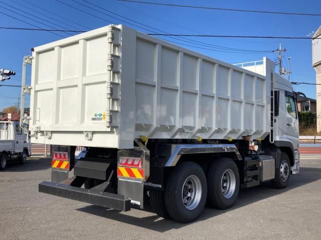 MITSUBISHI FUSOU SUPER GREAT 2024