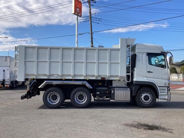 MITSUBISHI FUSOU SUPER GREAT 2024