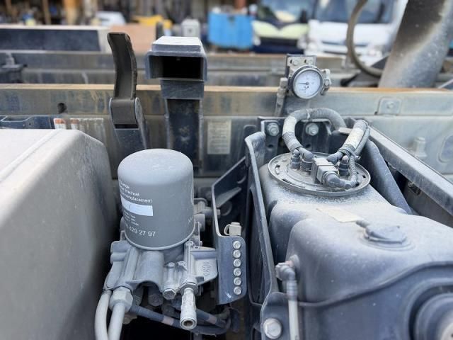 MITSUBISHI FUSOU SUPER GREAT 2021