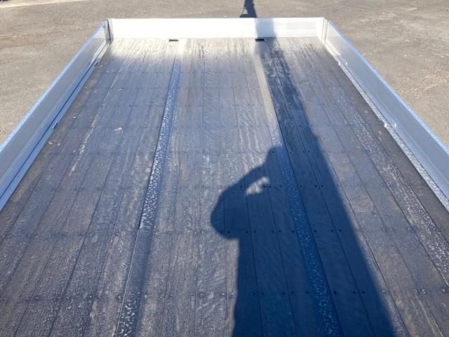 MITSUBISHI FUSOU SUPER GREAT 2025