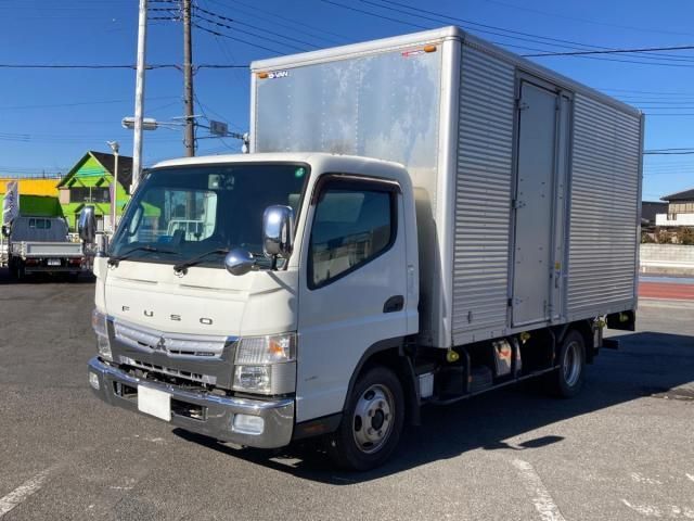 MITSUBISHI CANTER 2018