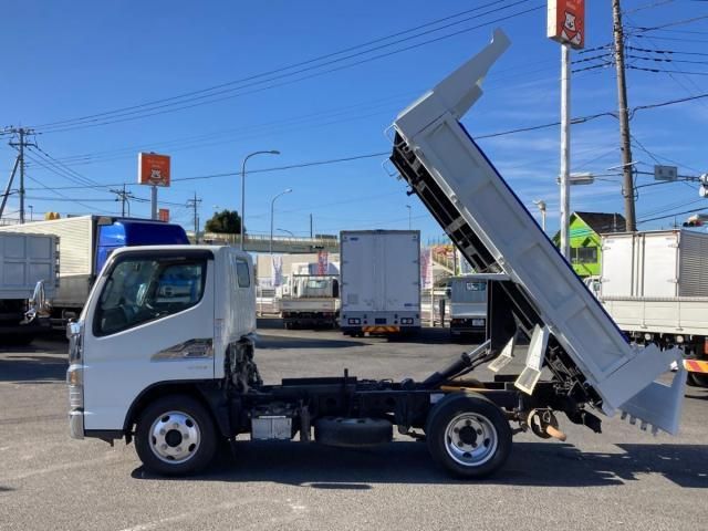 MITSUBISHI CANTER 2020