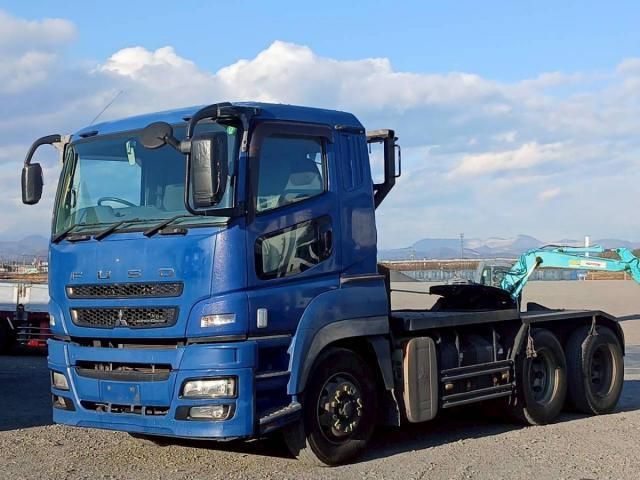 MITSUBISHI FUSOU SUPER GREAT 2014