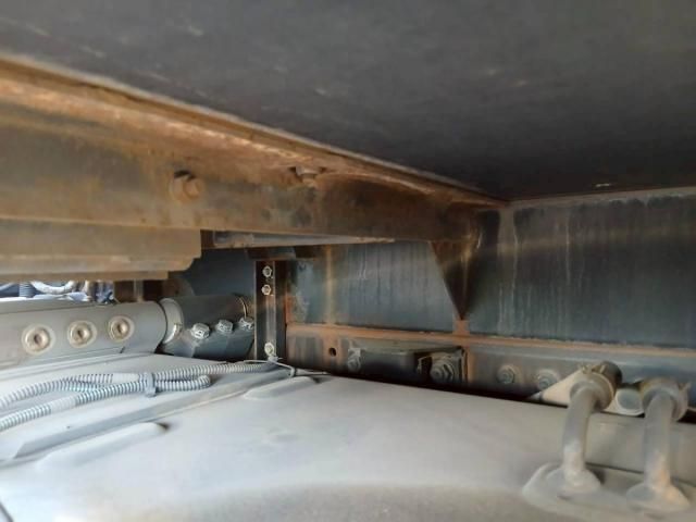 MITSUBISHI FUSOU SUPER GREAT 2014