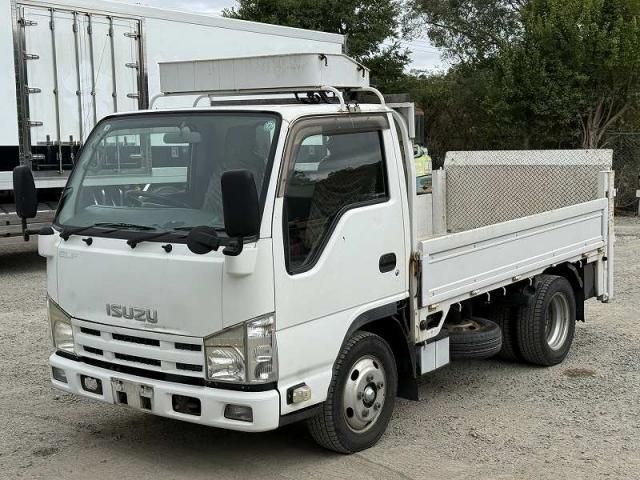 ISUZU ELF 2010