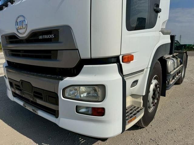 NISSAN DIESEL Quon 2015