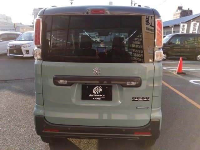 SUZUKI Spacia GEAR 2023