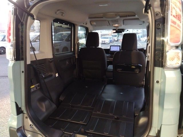 SUZUKI Spacia GEAR 2023