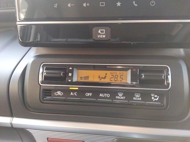 SUZUKI Spacia GEAR 2023