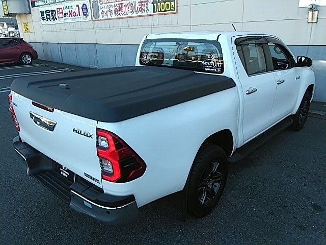TOYOTA HILUX 4WD 2023