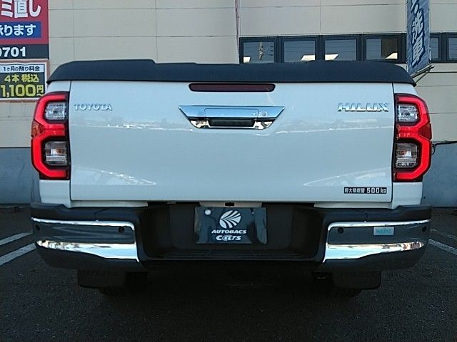 TOYOTA HILUX 4WD 2023