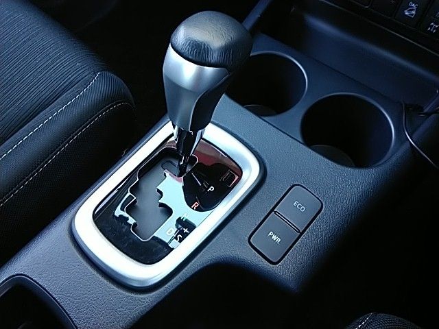 TOYOTA HILUX 4WD 2023