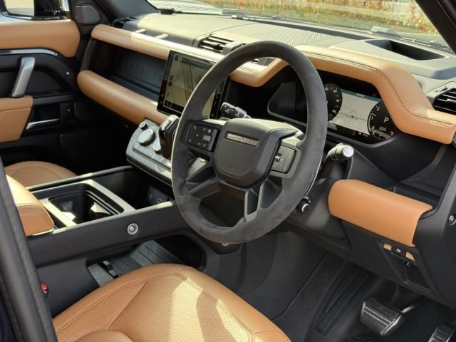 ROVER ROVER DEFENDER 2024