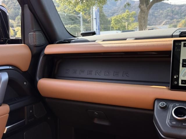 ROVER ROVER DEFENDER 2024