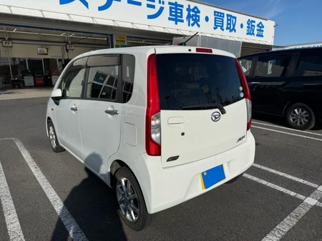 DAIHATSU MOVE 2013