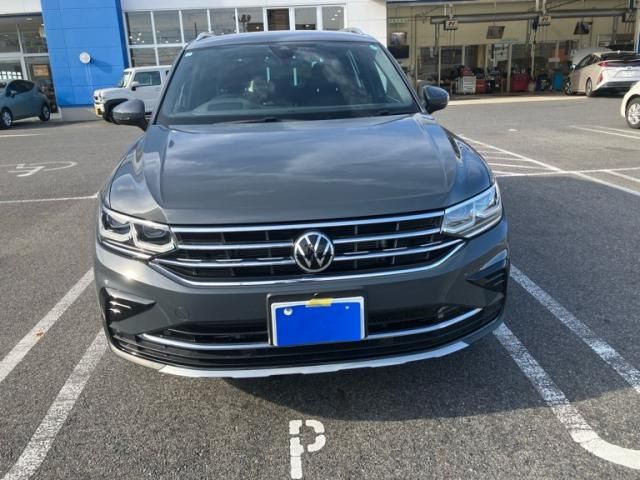 VOLKSWAGEN VOLKSWAGEN TIGUAN 2021