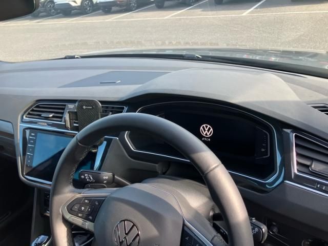 VOLKSWAGEN VOLKSWAGEN TIGUAN 2021