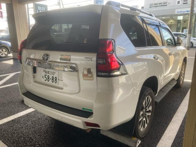 TOYOTA LANDCRUISER PRADO 2023