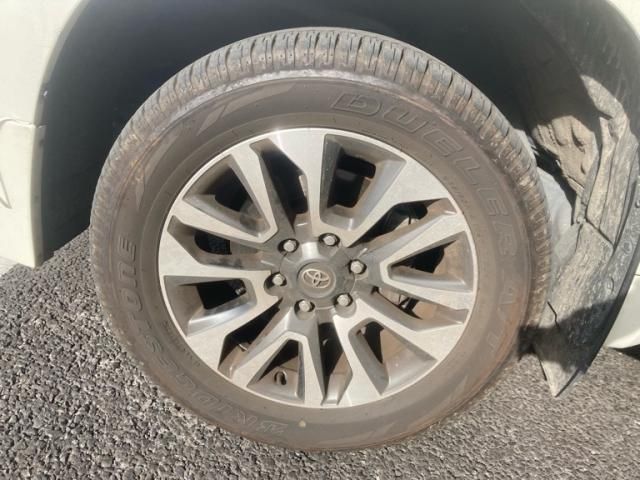 TOYOTA LANDCRUISER PRADO 2023