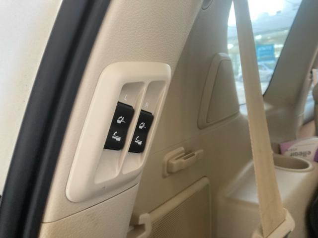 TOYOTA LANDCRUISER PRADO 2023